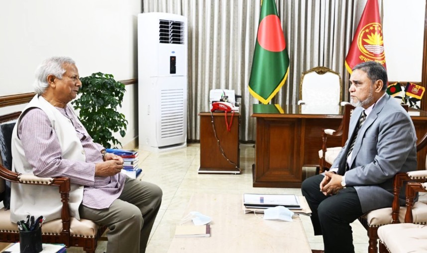 প্রধান উপদেষ্টার সঙ্গে সিইসির সৌজন্য সাক্ষাৎ